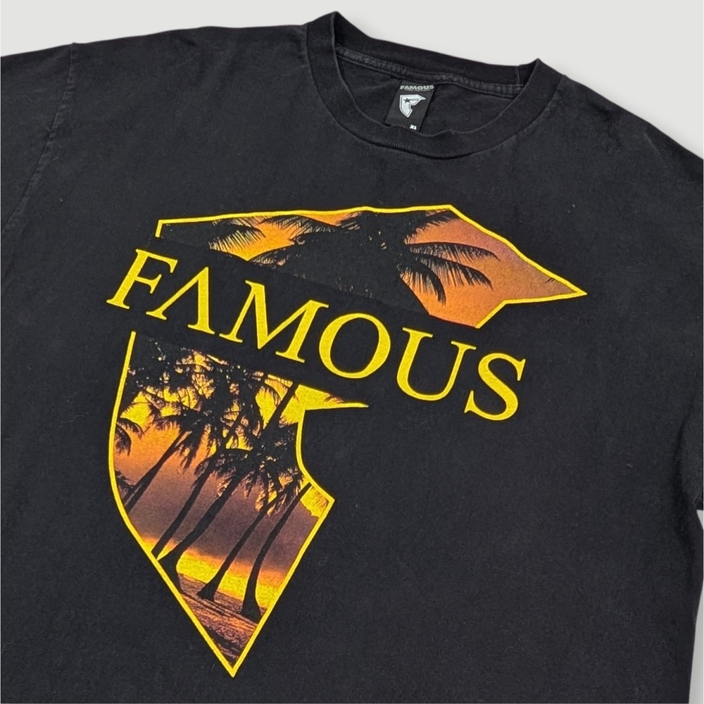 Y2K Vintage Famous Stars and Straps T-Shirt Mens XL Black Palm Tree Graphic Tee‎